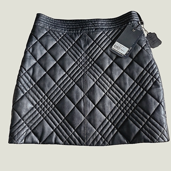 Bod & Christensen Quilted Geniune Leather Black Mini  Skirt size 6 - Picture 1 of 6